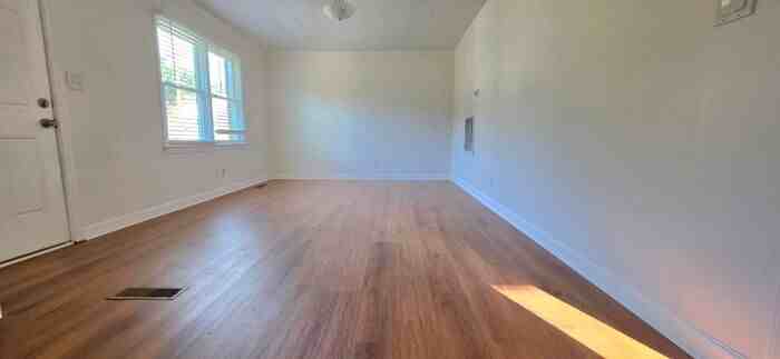 11 Laurel St #11 - Photo 3 of 13