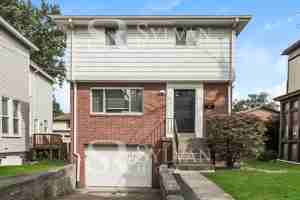 featured image of 83 N Emily St