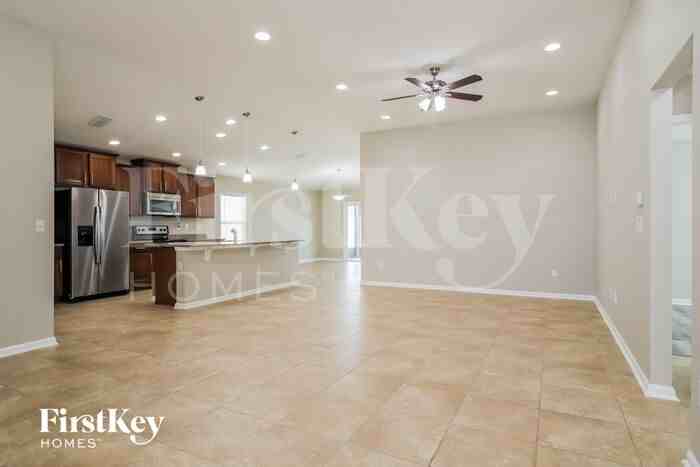 1889 High Prairie Lane - Photo 3 of 15