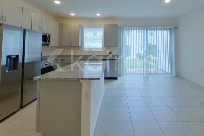 34161 Rogallo Lane - Photo 5 of 17