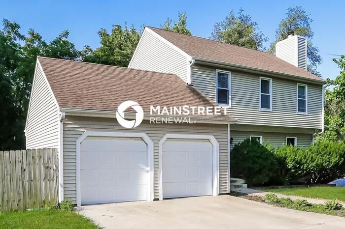 11847 West 99th Terrace - Photo 2 of 18