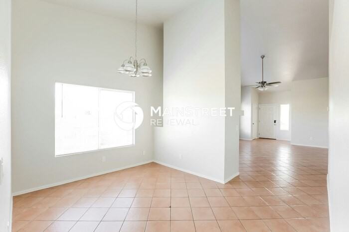 7451 W Sanna St - Photo 5 of 16