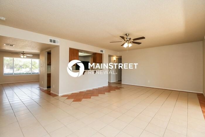 7417 E Edgewood Ave - Photo 3 of 16