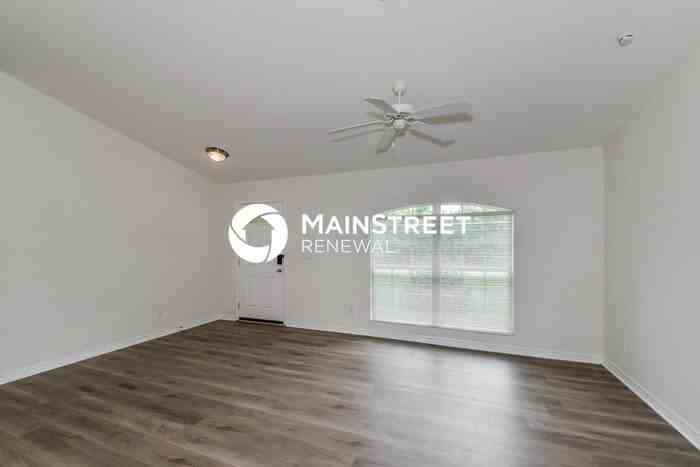 3259 Toluca Ter - Photo 3 of 16