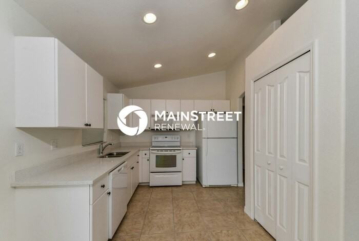 3259 Toluca Ter - Photo 6 of 16