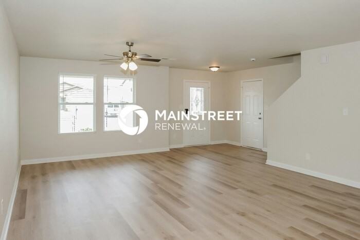 29932 Brentshire Dr - Photo 2 of 17