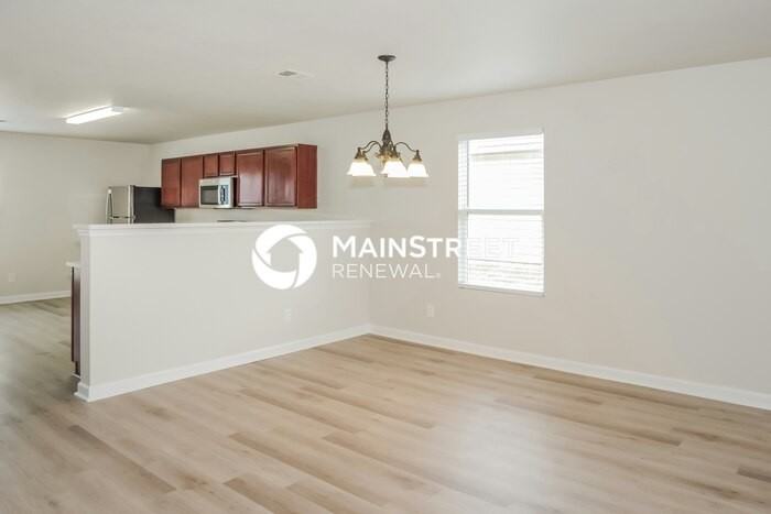29932 Brentshire Dr - Photo 3 of 17