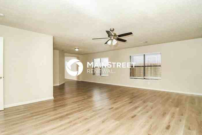 8182 Cheryl Meadow Dr - Photo 3 of 16