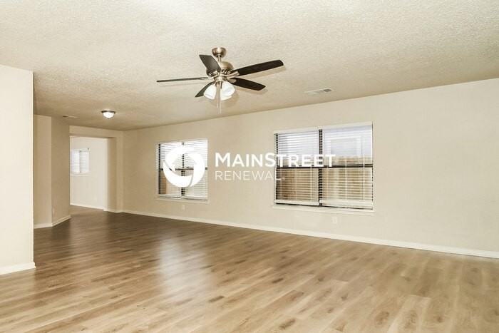 8182 Cheryl Meadow Dr - Photo 4 of 16