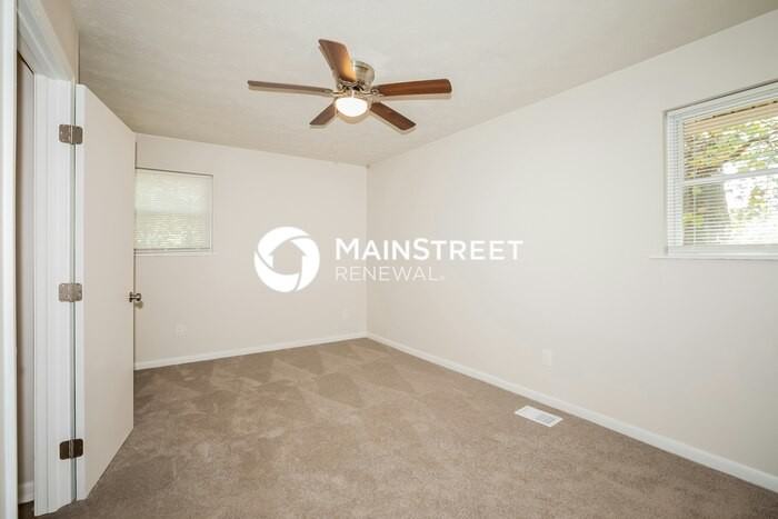 424 Azalea Drive - Photo 7 of 16