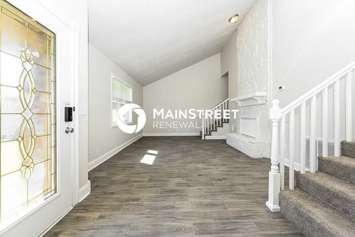 589 Springmont Blvd - Photo 2 of 17