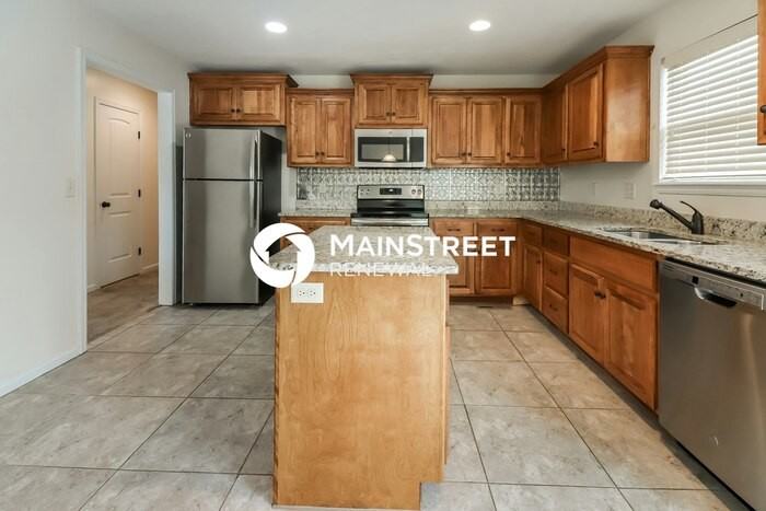 421 Sunflower Dr - Photo 5 of 17