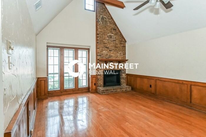 499 Bedlington Dr - Photo 4 of 17