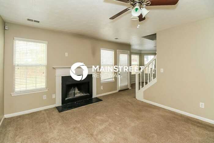 11218 James Madison Dr - Photo 3 of 17