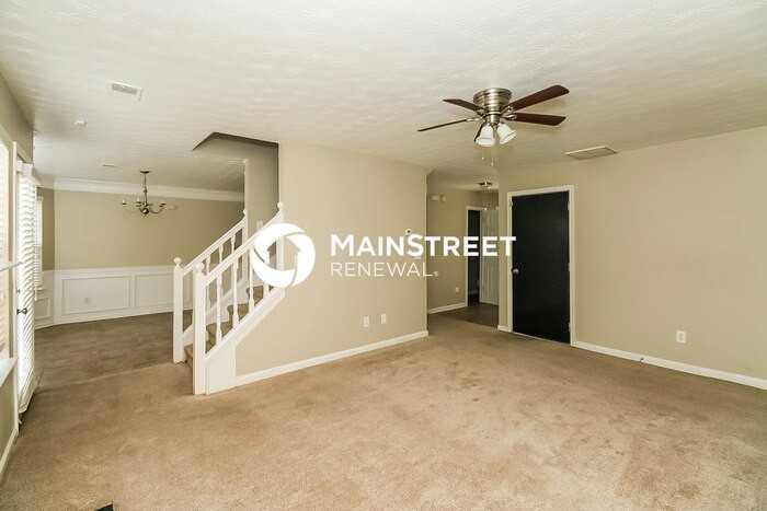 11218 James Madison Dr - Photo 4 of 17