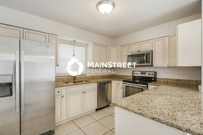 301 Farmbrook Rd - Photo 6 of 16