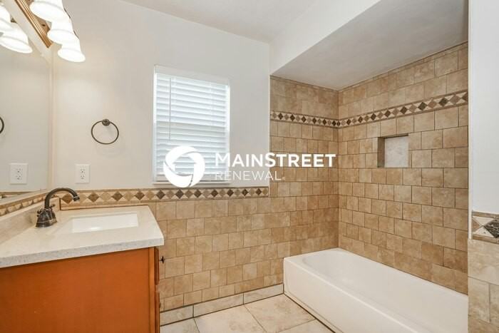 301 Farmbrook Rd - Photo 7 of 16