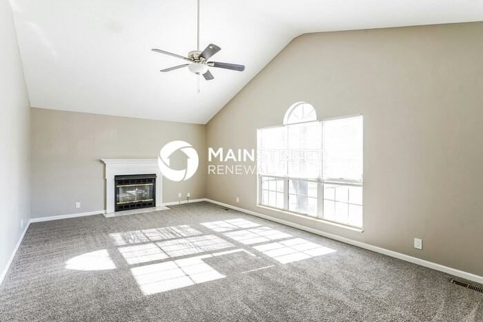 1217 Huntingboro Ct - Photo 2 of 14
