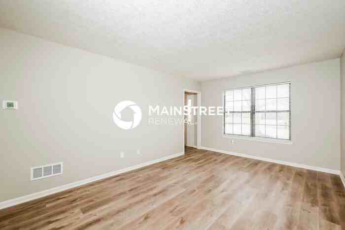 5032 Granger Court - Photo 5 of 17