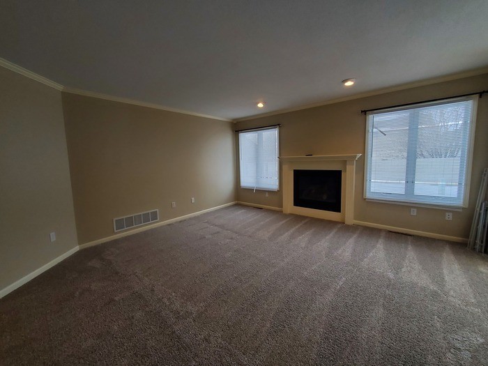 2336 Keystone Ct - Photo 6 of 32