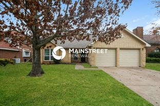 835 Collins Blvd - Photo 1 of 1