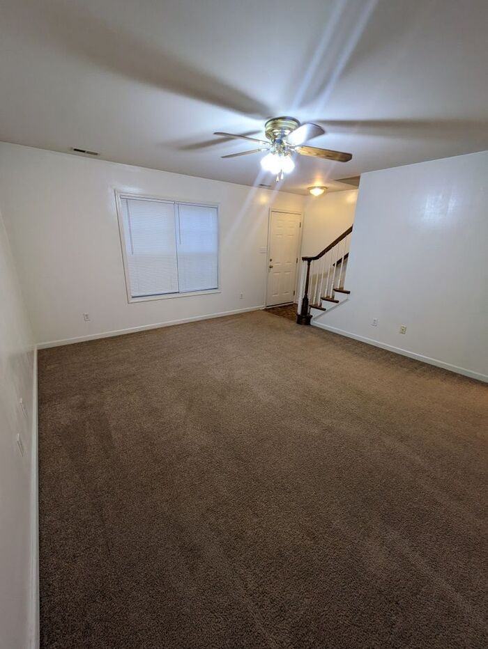 1329 14th Street Dr Ne - Photo 3 of 9