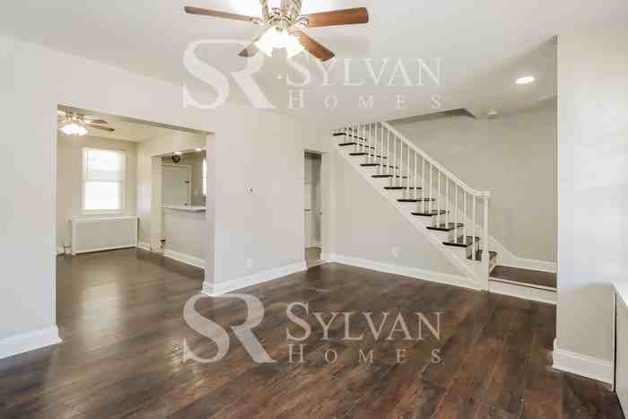 3544 Chesterfield Ave - Photo 4 of 15