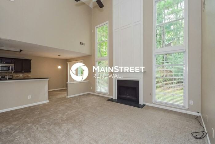 2970 Binghampton Ln - Photo 3 of 15