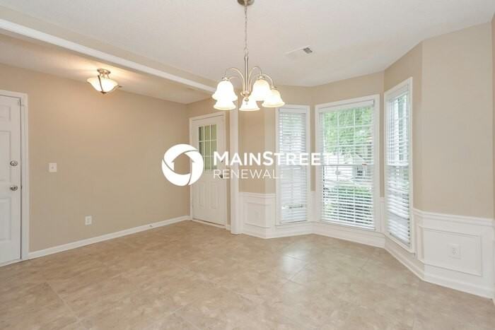 2970 Binghampton Ln - Photo 4 of 15