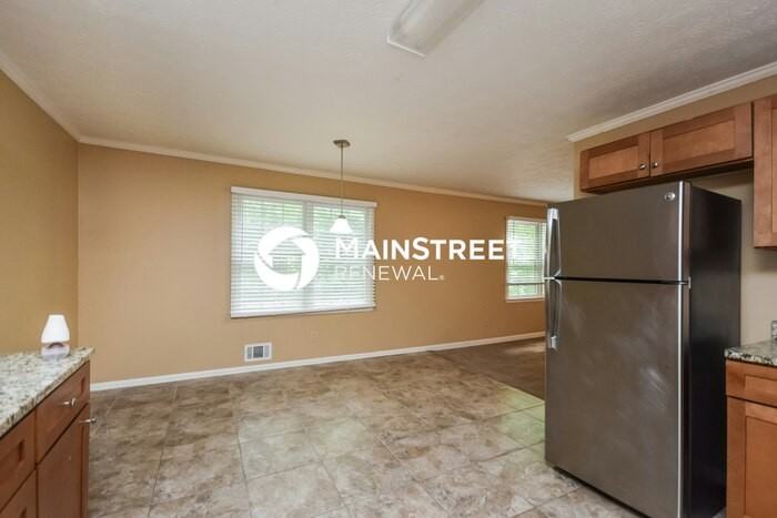 3438 Mansfield Lane - Photo 6 of 18