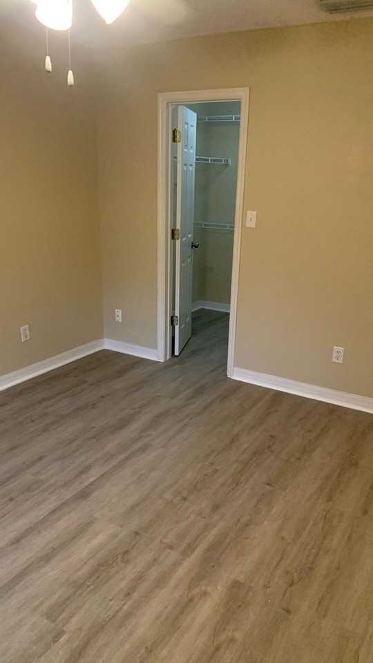 4968 Tangerine Ave #4968 - Photo 2 of 5