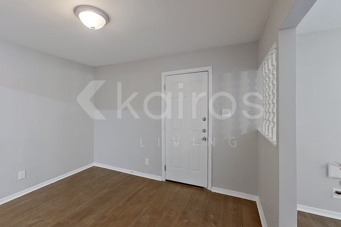 508 W 8th St - Photo 5 of 18