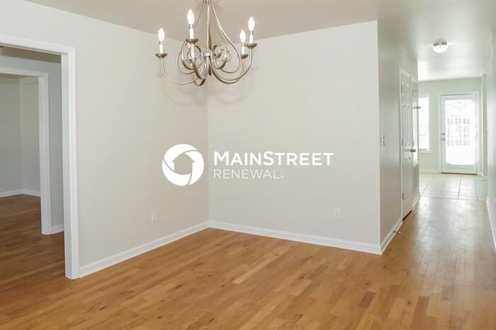 114 Bent Saddle St - Photo 4 of 17