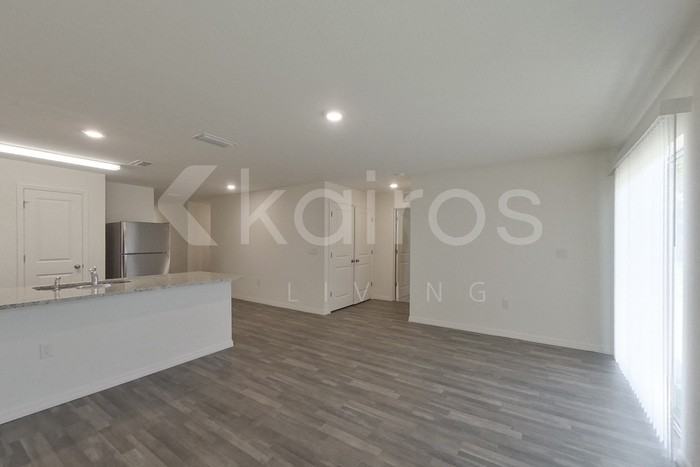 150 Snedeker Street - Photo 4 of 23