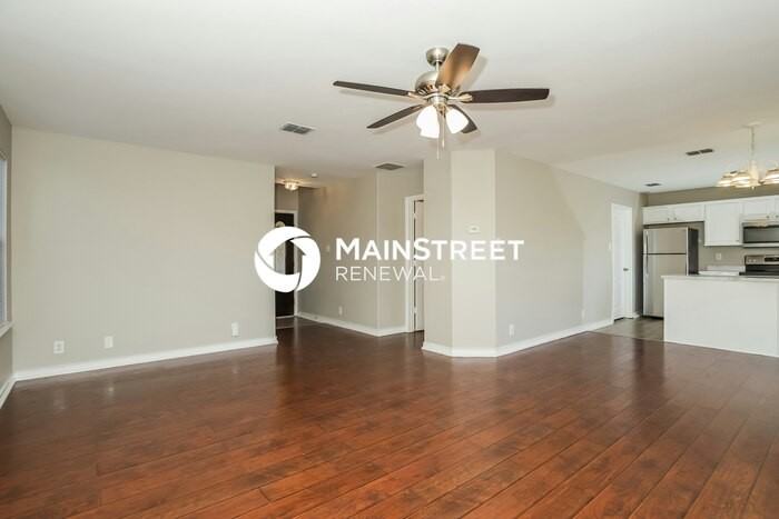 3927 Nuttall Oak Dr - Photo 4 of 17