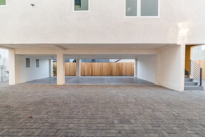 5248 Cleon Ave #5248 - Photo 4 of 48