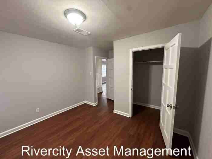 1696 Russwood Road - Photo 5 of 10