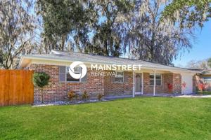 featured image of 1220 Arbor Circle North