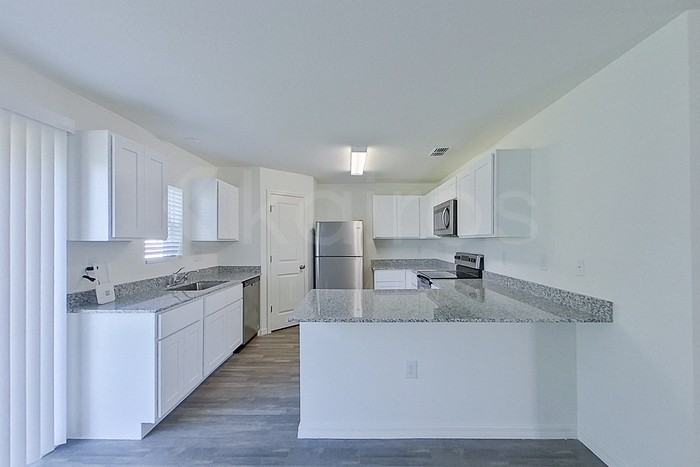 3641 Bath Ln - Photo 5 of 21