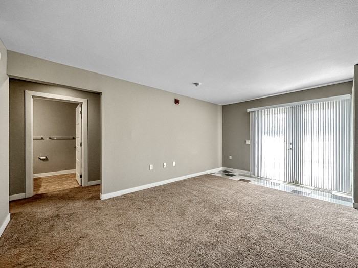 2249 Sw 9th St #6 - Photo 6 of 16