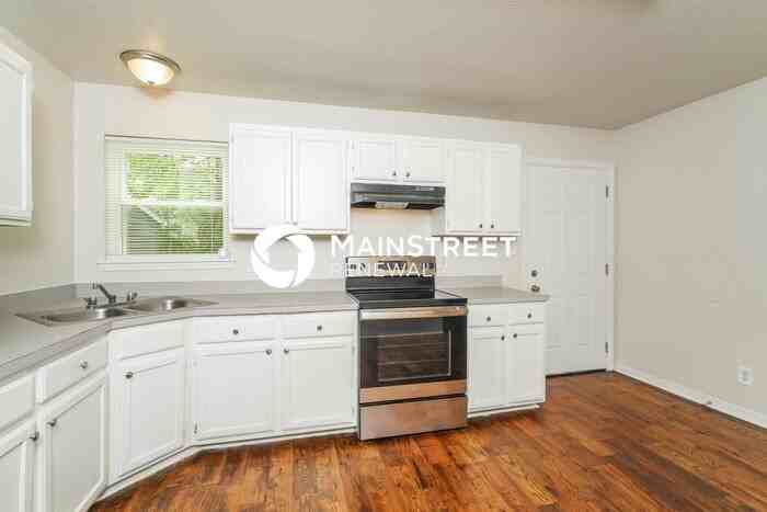 2814 West Muhammad Ali Boulevard - Photo 7 of 17