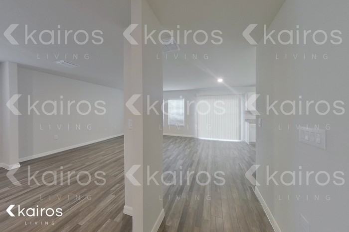 1787 Lawn Ave - Photo 4 of 22