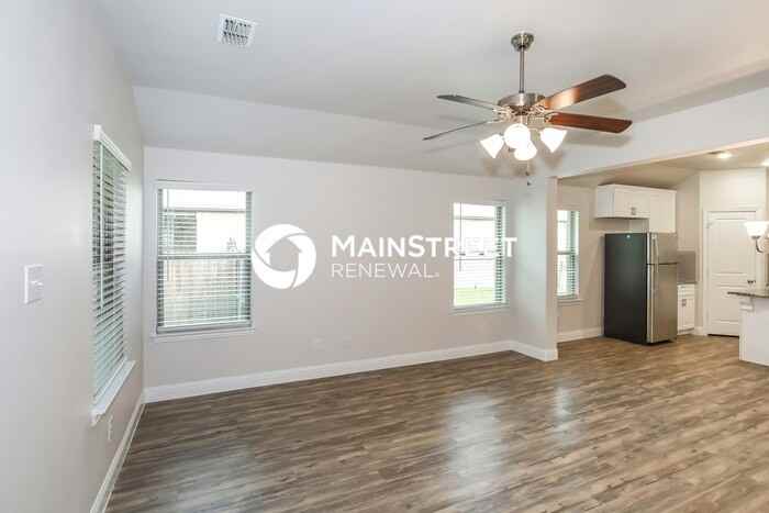 2901 Megan Street - Photo 2 of 16