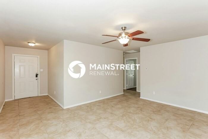 706 Lloyd St - Photo 2 of 16