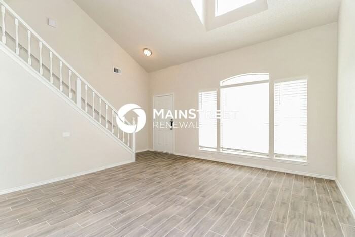 2321 Cromwell Drive - Photo 4 of 17