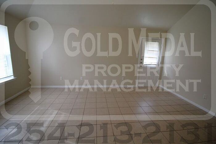 601 N Gilmer St #A - Photo 2 of 20