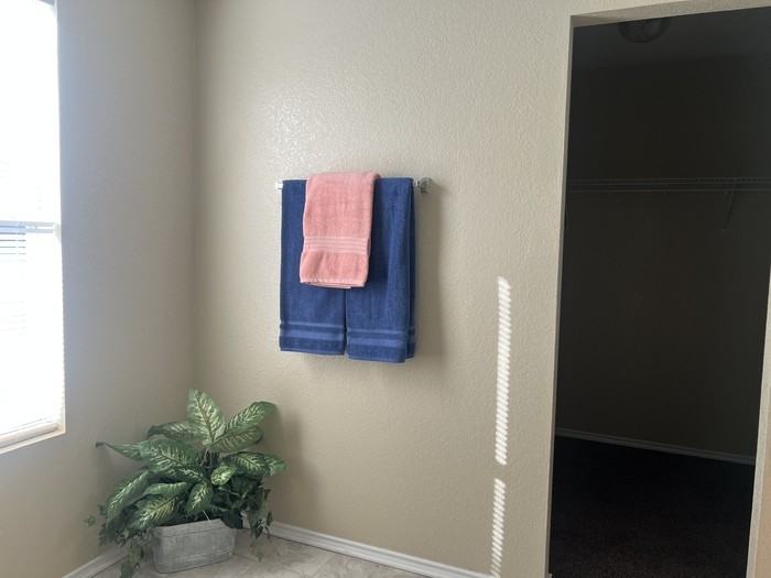 1836 Vineridge Ln - Photo 7 of 27