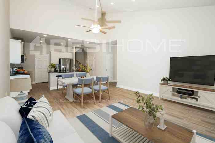 131 Honeytree Ln - Photo 5 of 18