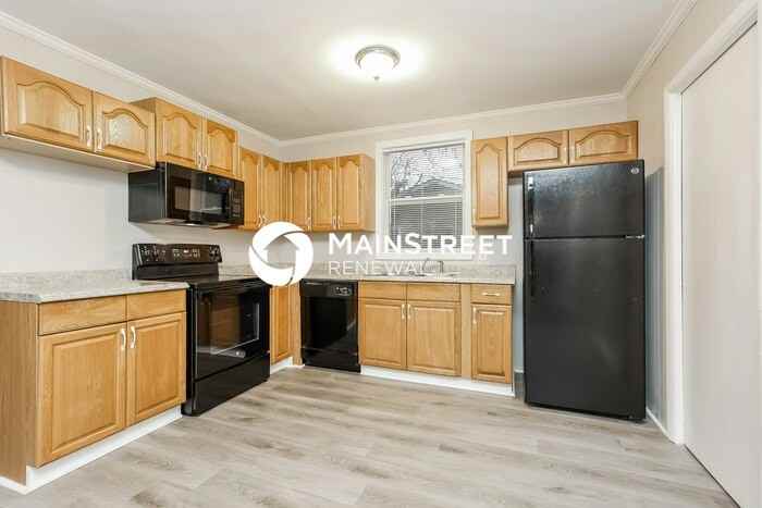 768 Rowan Dr - Photo 6 of 16