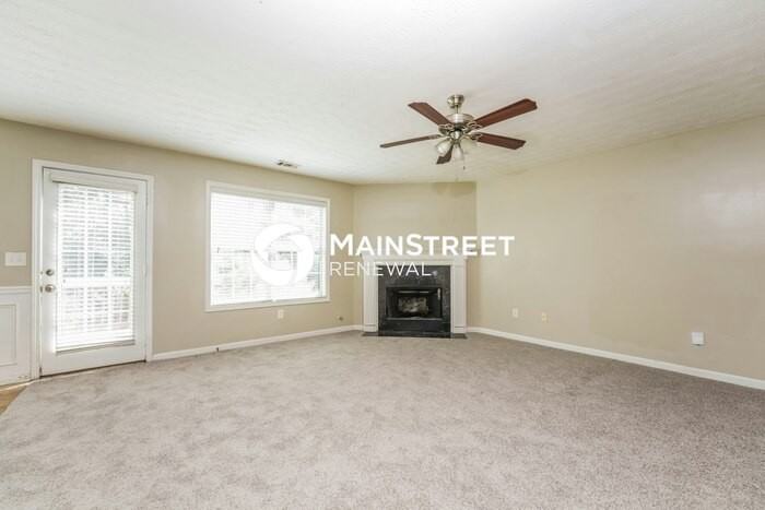 6288 Lake Valley Pt - Photo 2 of 18